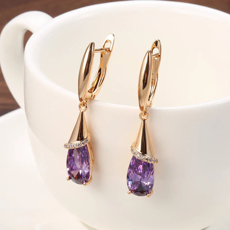 Boucles d’Oreilles Serties de Zirconium en Or 18K