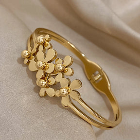 Bracelet Fleurs en Or