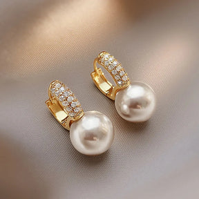 Boucles d’Oreilles Perle Serties de Zirconium