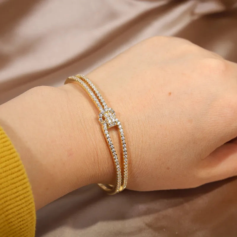 Bracelet Entrelacé Sertie de Zircon