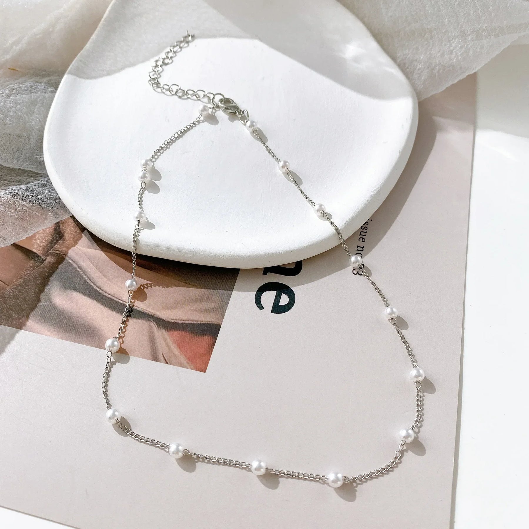 Collier Ras-du-cou avec Perles