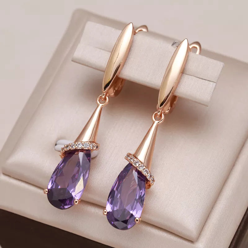 Boucles d’Oreilles Serties de Zirconium en Or 18K