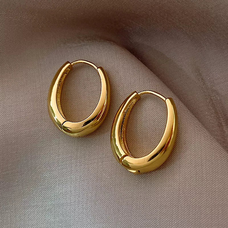 Boucles d’Oreilles Créoles Sophistiquées en Or 18K