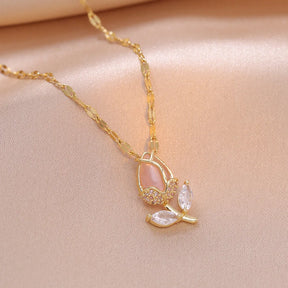 Collier Rose Incrustée de Zircone 18K