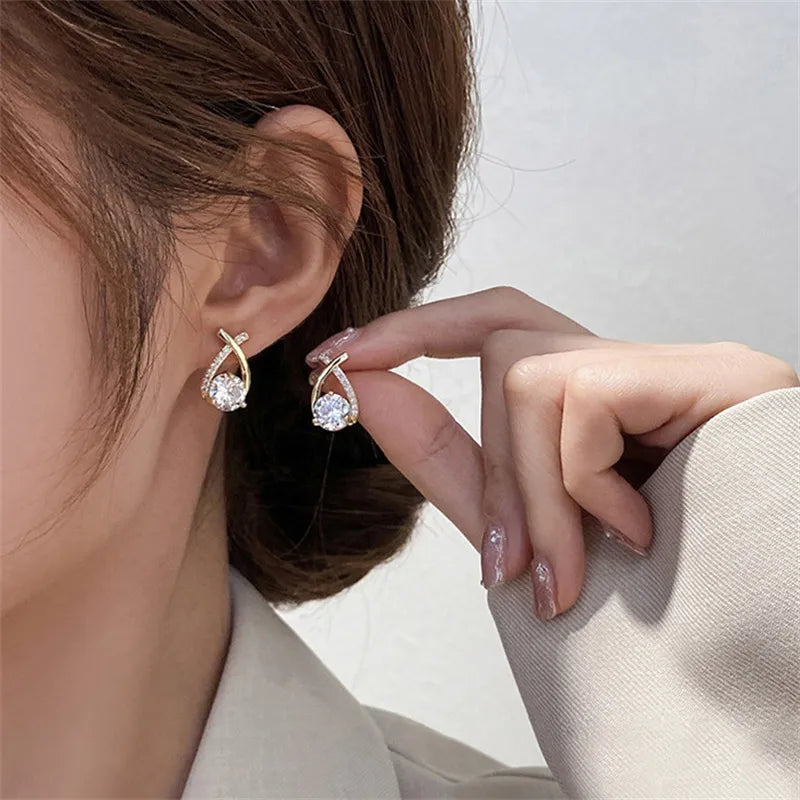 Boucles d’Oreilles Goutte Serties de Zirconium