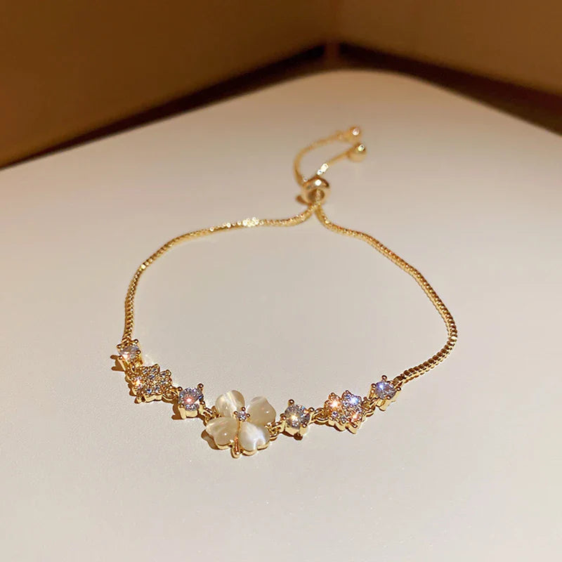 Bracelet Fleur Délicate