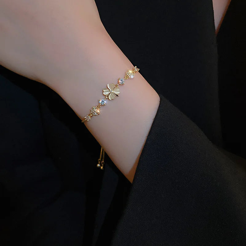 Bracelet Fleur Délicate