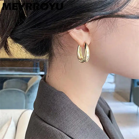 Boucles d’Oreilles Créoles Sophistiquées en Or 18K
