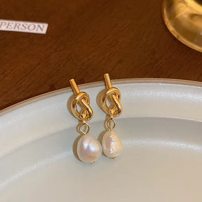 Boucles d’oreilles Or Entrelacées avec Perle