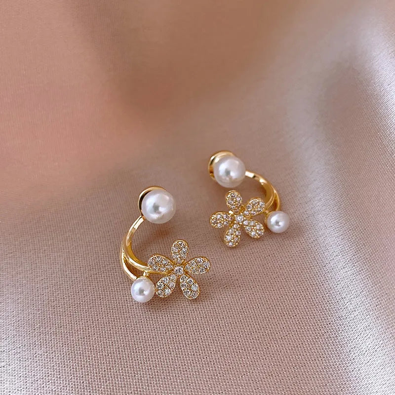 Boucles d’oreilles Florales avec Perle