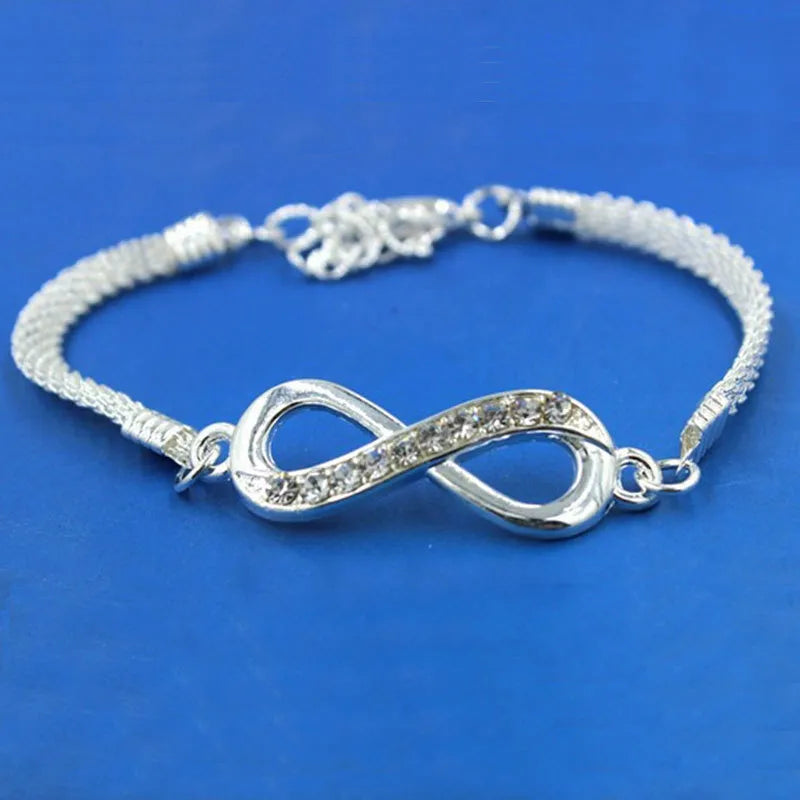 Bracelet Infini Sertie de Zircon