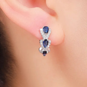 Boucles d’Oreilles Créoles Élégantes avec Pierres de Zirconium