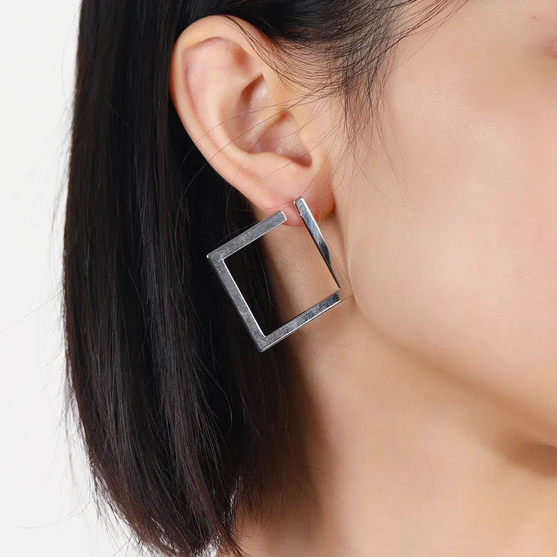 Boucle d’Oreille Quadrangulaire Rétro Luxury