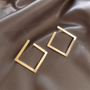 Boucle d’Oreille Quadrangulaire Rétro Luxury