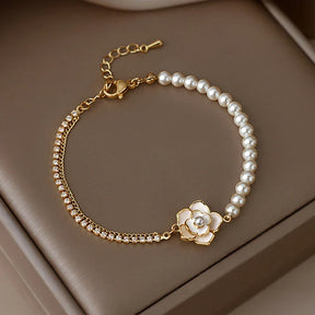 Bracelet Fleur Perlée avec Zircone