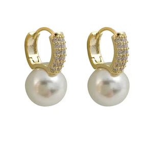 Boucles d’Oreilles Perle Serties de Zirconium
