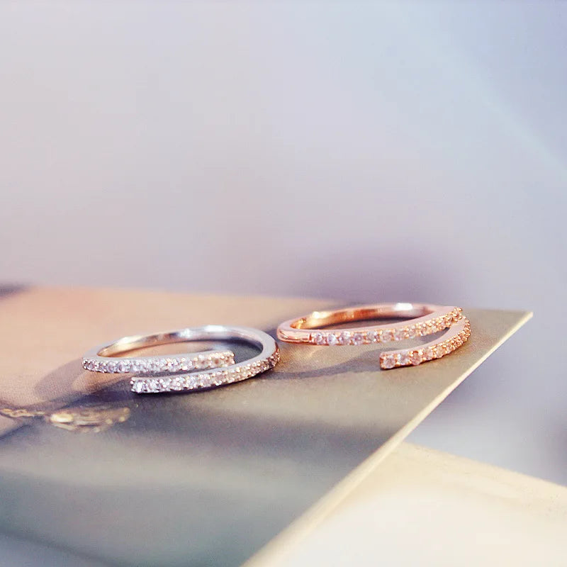 Bague Ajustable Délicate avec Zircone